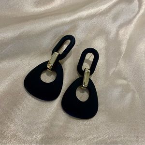 Lightweight black+gold earrings